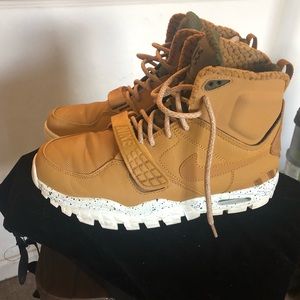 NIKE AIR TRAINER SC 2